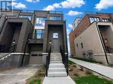 17 BANCROFT LANE | Richmond Hill Ontario | Slide Image One
