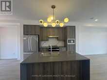 17 BANCROFT LANE | Richmond Hill Ontario | Slide Image Three