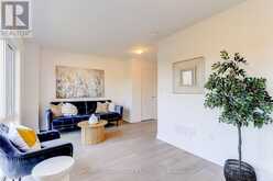 17 BANCROFT LANE | Richmond Hill Ontario | Slide Image Eleven