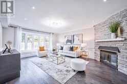 1321 MONKS PASSAGE | Oakville Ontario | Slide Image Ten
