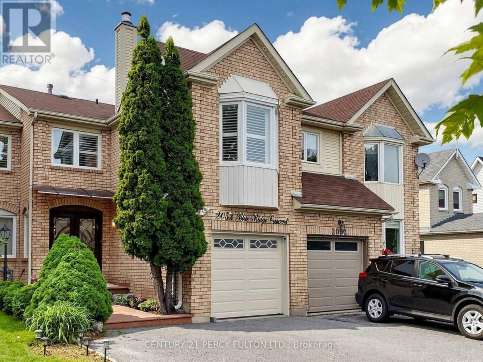 2052 BLUE RIDGE CRESCENT, Pickering, Ontario L1X 2N5