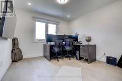 176 TIMPSON DRIVE | Aurora Ontario | Slide Image Thirty