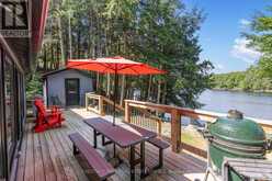 1004 AZTEC TRAIL | Haliburton Ontario | Slide Image Eighteen