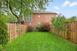 16 SMALES DRIVE | Ajax Ontario | Slide Image Thirty-four