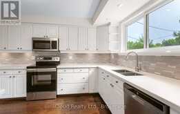 588 WALKERS LINE | Burlington Ontario | Slide Image Nineteen