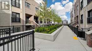 333 - 349 WHEAT BOOM DRIVE | Oakville Ontario | Slide Image Four