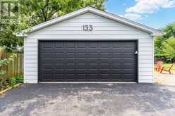 133 INGLEWOOD DRIVE | Oakville Ontario | Slide Image Three