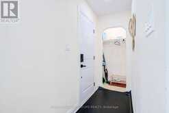 133 INGLEWOOD DRIVE | Oakville Ontario | Slide Image Six