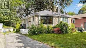 139 PANDORA CIRCLE | Toronto Ontario | Slide Image Three