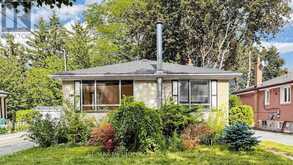 139 PANDORA CIRCLE | Toronto Ontario | Slide Image Four