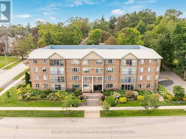 202 - 95 MATCHEDASH STREET N Orillia Ontario, L3V 4T9 - 2 Bedrooms Condo For Sale