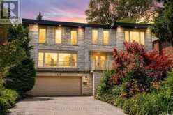 31 BEARWOOD DRIVE | Toronto Ontario | Slide Image Forty