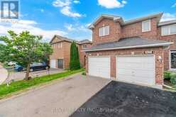 5633 CORTINA CRESCENT | Mississauga Ontario | Slide Image Three