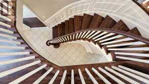 981 KRISTA COURT | Newmarket Ontario | Slide Image Ten