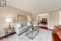 981 KRISTA COURT | Newmarket Ontario | Slide Image Thirteen