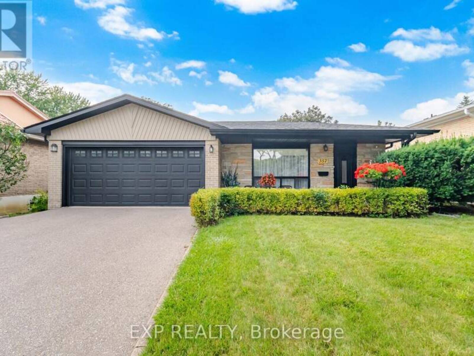 357 KAREN PARK CRESCENT, Mississauga, Ontario L5A 3C8