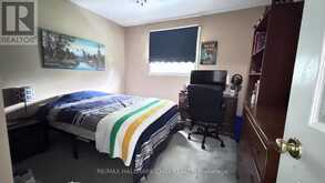 98 ELIZABETH STREET | Barrie Ontario | Slide Image Twelve