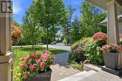 48 MARNI LANE | Springwater Ontario | Slide Image Four