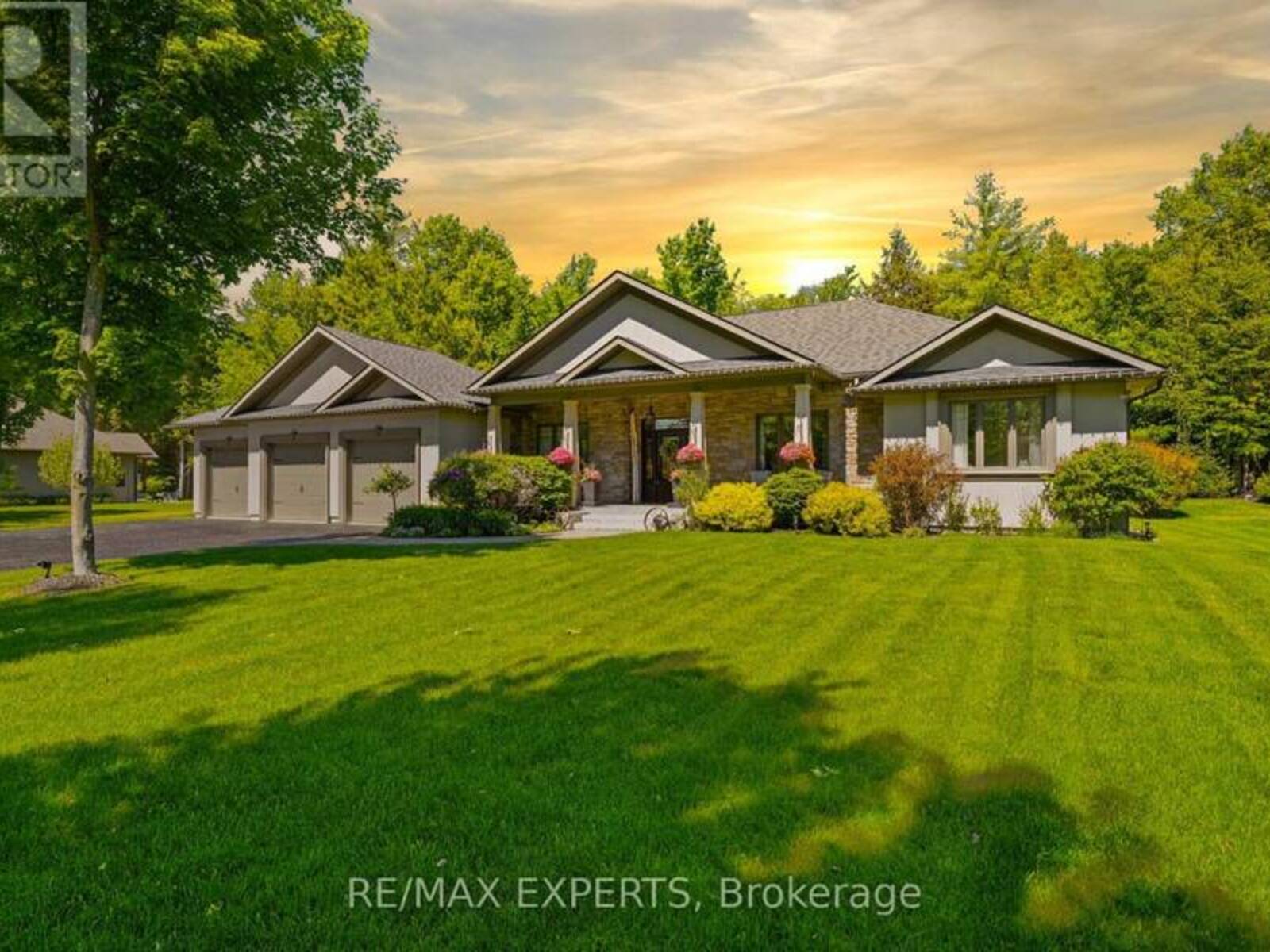 48 MARNI LANE, Springwater, Ontario L0L 2K0