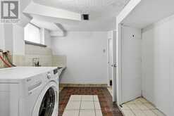 111 WESLEY STREET | Toronto Ontario | Slide Image Forty