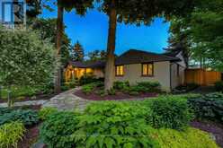 345 OLD STONE ROAD | Waterloo Ontario | Slide Image Four
