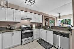 620 BONDI AVENUE | Newmarket Ontario | Slide Image Nine