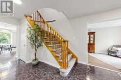 38 FELT CRESCENT | Barrie Ontario | Slide Image Ten