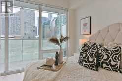 617 - 15 QUEENS QUAY E | Toronto Ontario | Slide Image Twelve