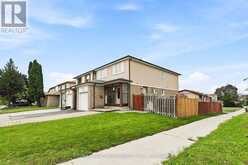 26 BLUE EAGLE TRAIL | Toronto Ontario | Slide Image Three