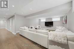 98 ENDLESS CIRCLE | Vaughan Ontario | Slide Image Thirty-eight