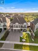 98 ENDLESS CIRCLE | Vaughan Ontario | Slide Image Four