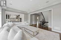 98 ENDLESS CIRCLE | Vaughan Ontario | Slide Image Nine