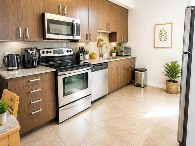 B408 - 62 BALSAM STREET Waterloo Ontario, N2L 3H2 - 2 Bedrooms Condo For Sale