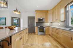 797 WOODLAND DRIVE | Oro-Medonte Ontario | Slide Image Seventeen