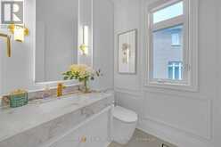 20 GRACEDALE DRIVE | Richmond Hill Ontario | Slide Image Six