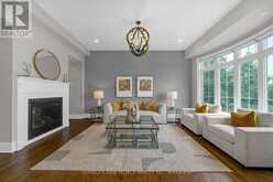20 GRACEDALE DRIVE | Richmond Hill Ontario | Slide Image Nine