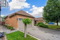 45 SPRINGVIEW DRIVE | Brampton Ontario | Slide Image Three