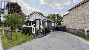 922A DANFORTH ROAD | Toronto Ontario | Slide Image Three