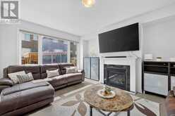 28 FREDERICK TAYLOR WAY | East Gwillimbury Ontario | Slide Image Nine