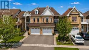 62 COLONIAL CRESCENT | Richmond Hill Ontario | Slide Image One