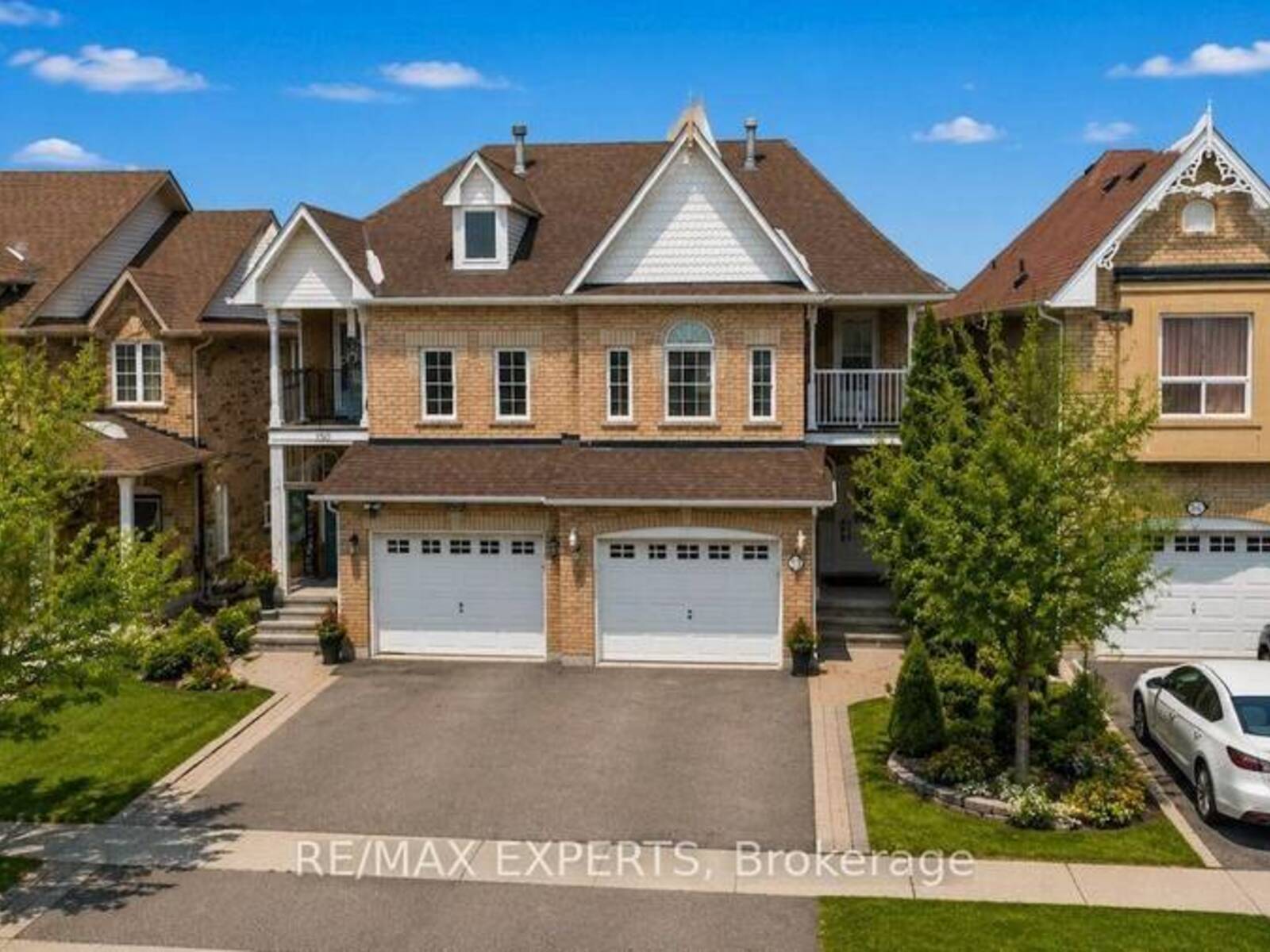 62 COLONIAL CRESCENT, Richmond Hill, Ontario L4E 3X3