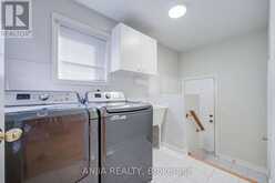 32 TURNBERRY CRESCENT | Markham Ontario | Slide Image Eighteen