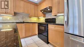 86 LAKESHORE ROAD W | Oakville Ontario | Slide Image Sixteen