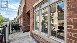 86 LAKESHORE ROAD W | Oakville Ontario | Slide Image Six