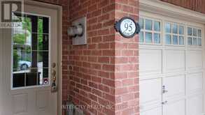 86 LAKESHORE ROAD W | Oakville Ontario | Slide Image Nine
