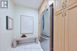 19 ASPENWOOD DRIVE | Toronto Ontario | Slide Image Thirteen