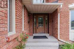 1343 GREENWOOD CRESCENT | Oakville Ontario | Slide Image Three