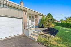 57 DAWSON CRESCENT | Halton Hills Ontario | Slide Image Three