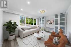50 ARCADIAN CIRCLE | Toronto Ontario | Slide Image Nine