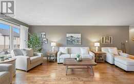 489 FIDDLE PARK LANE | Shelburne Ontario | Slide Image Ten